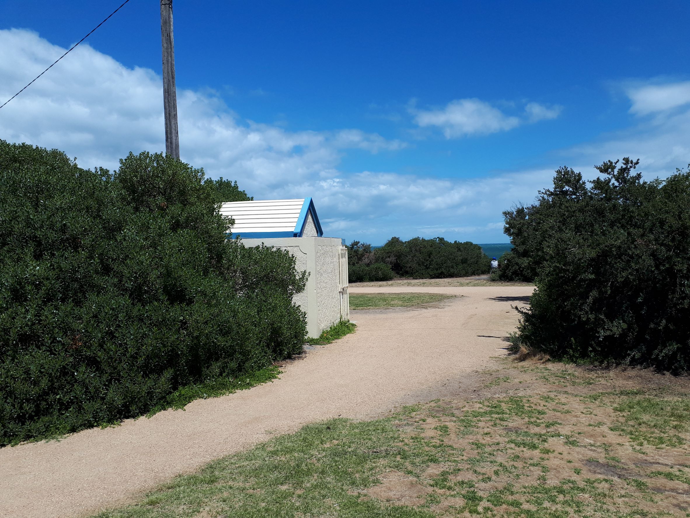 Picture of Black Rock Foreshore showing the location of the public toilet